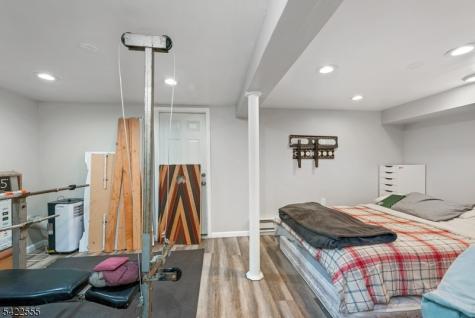 106 Dogwood Drive Oakland NJ 07436