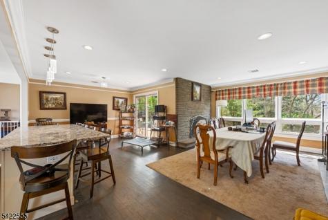 106 Dogwood Drive Oakland NJ 07436