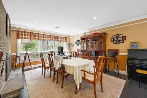 106 Dogwood Drive Oakland NJ 07436