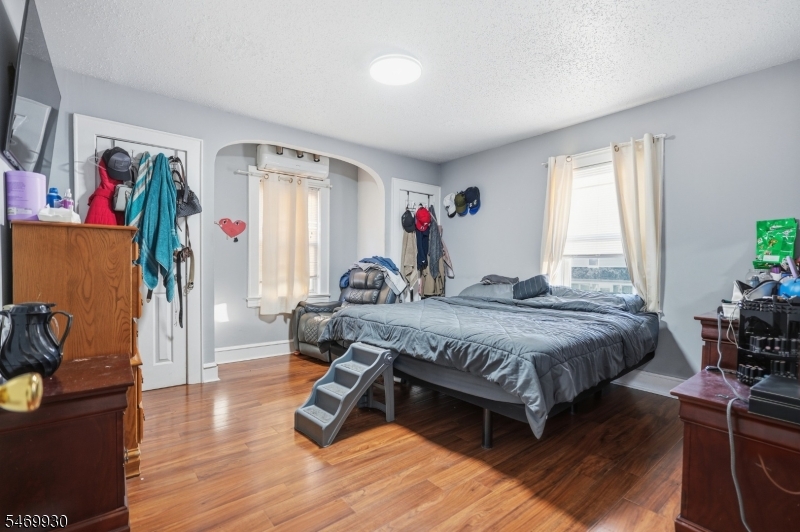 841 Bailey Avenue Elizabeth NJ 07208