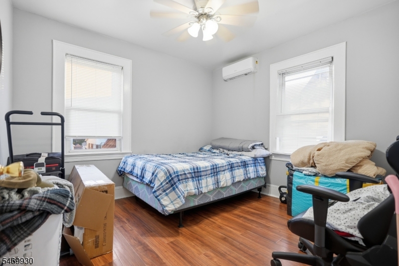 841 Bailey Avenue Elizabeth NJ 07208
