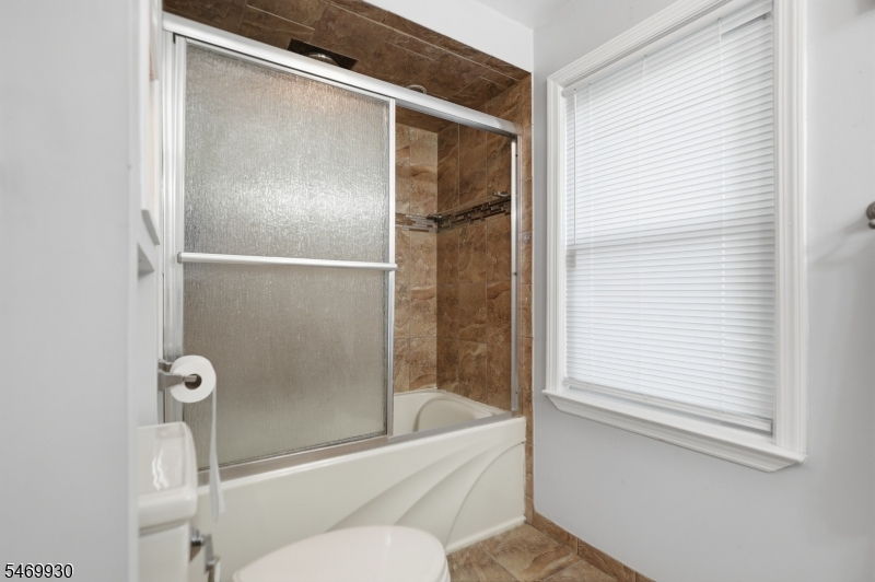 841 Bailey Avenue Elizabeth NJ 07208
