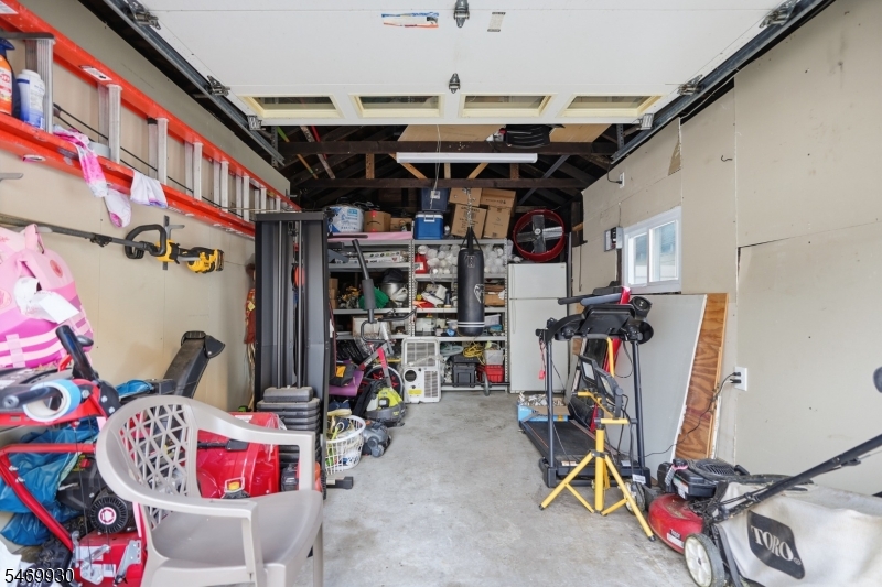 841 Bailey Avenue Elizabeth NJ 07208