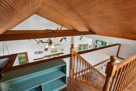 1009 Lakeside Drive East Vernon NJ 07422