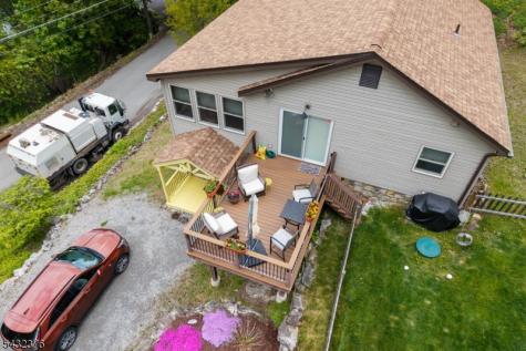 1052 Lakeside Drive East Vernon NJ 07422