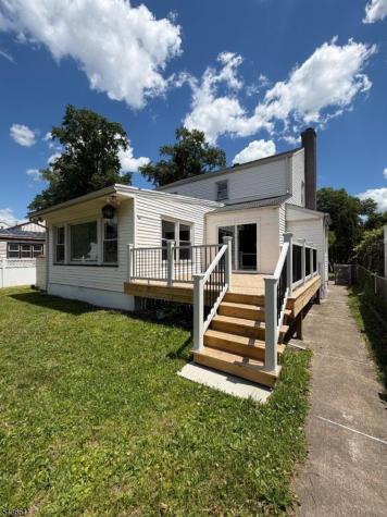 910 Roanoke Avenue Hillside NJ 07205
