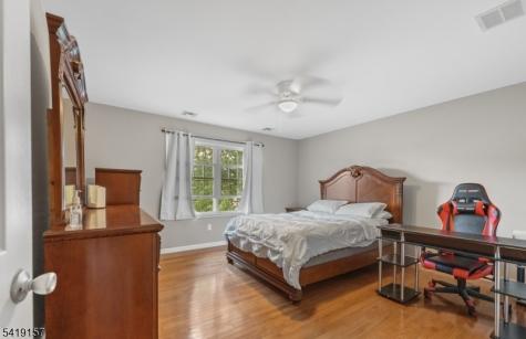 431 Raritan Road Linden NJ 07036
