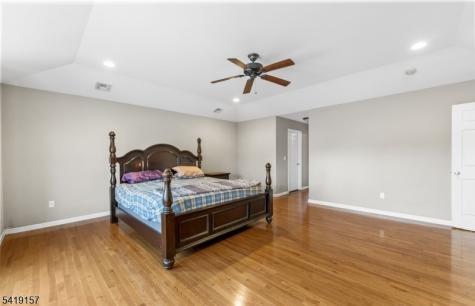 431 Raritan Road Linden NJ 07036