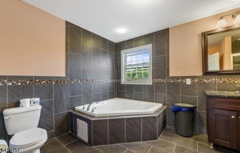 431 Raritan Road Linden NJ 07036