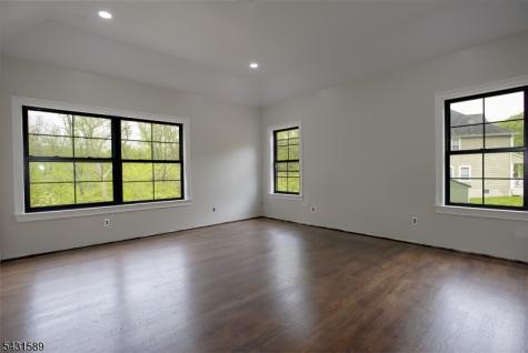 49 Northwood Road Hopatcong NJ 07821