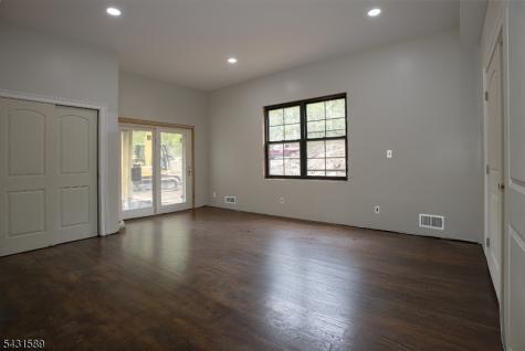 49 Northwood Road Hopatcong NJ 07821