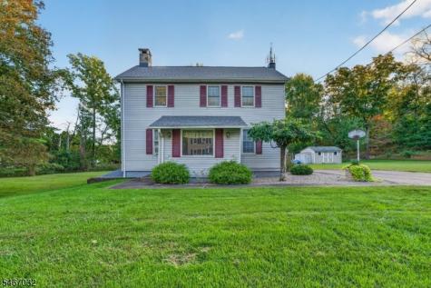 7 Church Road Holland NJ 08848