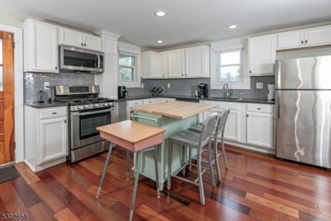 25 Canal Street Raritan NJ 08869