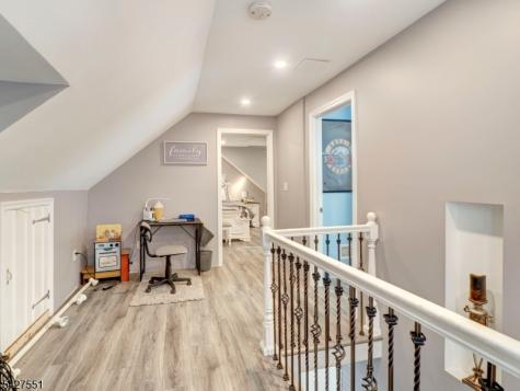 382 Douglas Road Roselle NJ 07203