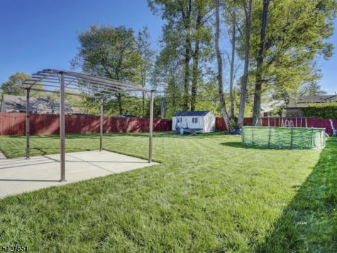 382 Douglas Road Roselle NJ 07203