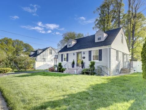 382 Douglas Road Roselle NJ 07203