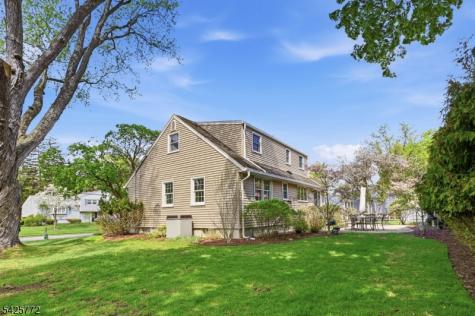 217 Jeffer Street Ridgewood Village NJ 07450