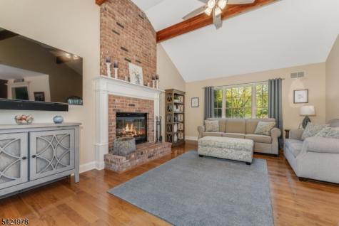 121 Birch Lane Greenwich NJ 08804