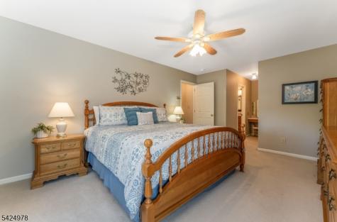 121 Birch Lane Greenwich NJ 08804