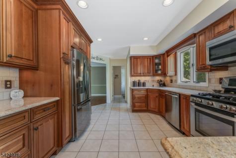 121 Birch Lane Greenwich NJ 08804