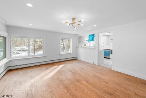 464 Buckhorn Drive White NJ 07823