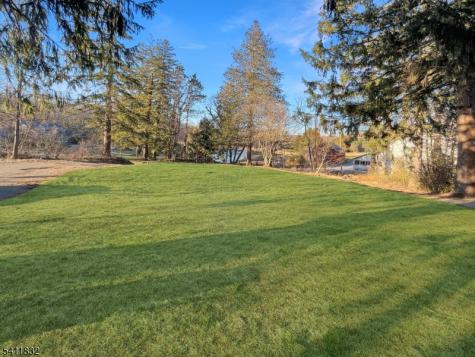 464 Buckhorn Drive White NJ 07823