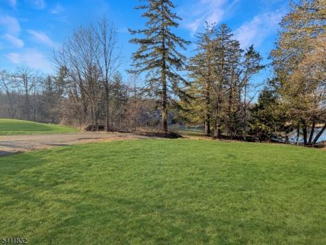 464 Buckhorn Drive White NJ 07823