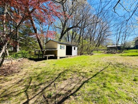 464 Buckhorn Drive White NJ 07823
