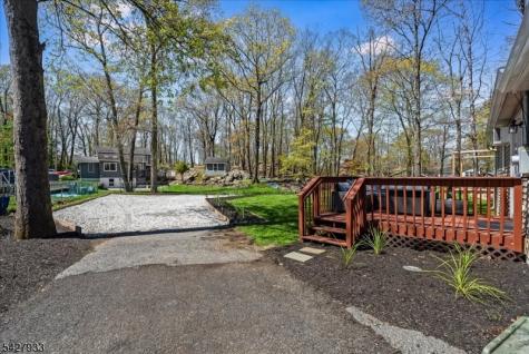 732 Brooklyn Mountain Road Hopatcong NJ 07843
