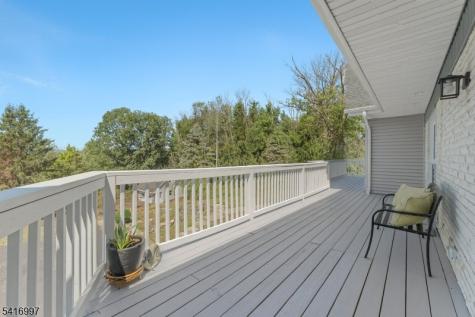 2 Rossi Drive Clinton NJ 08809