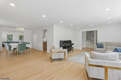 215 Exeter Way Hillside NJ 07205
