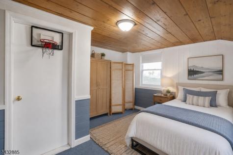 215 Exeter Way Hillside NJ 07205