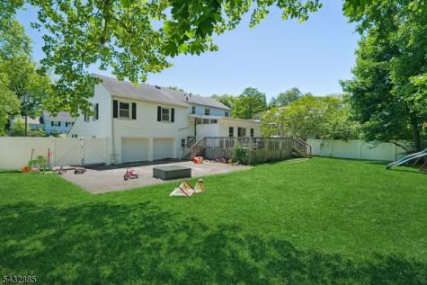 215 Exeter Way Hillside NJ 07205