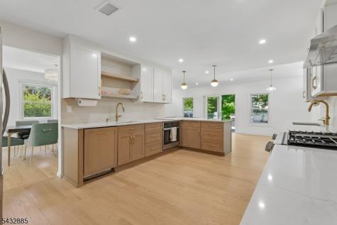 215 Exeter Way Hillside NJ 07205