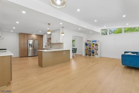 215 Exeter Way Hillside NJ 07205
