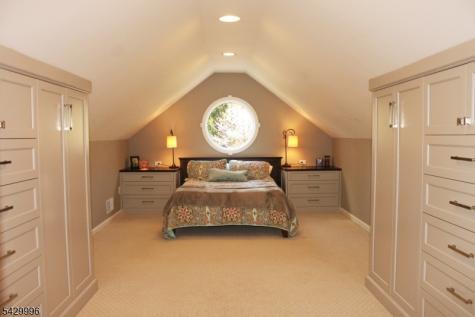 9 Cox Lane Hopatcong NJ 07821