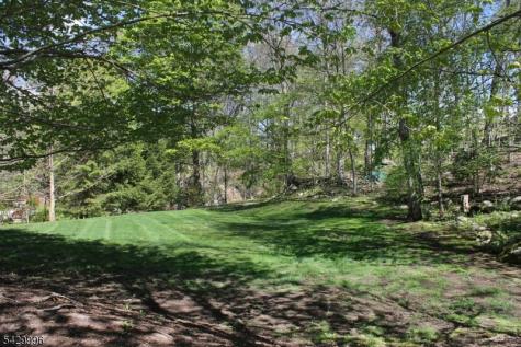 9 Cox Lane Hopatcong NJ 07821