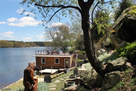 9 Cox Lane Hopatcong NJ 07821
