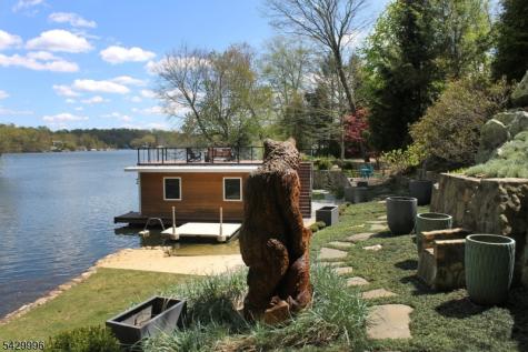 9 Cox Lane Hopatcong NJ 07821