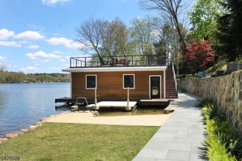 9 Cox Lane Hopatcong NJ 07821