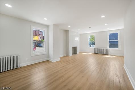 171 20TH Avenue Paterson NJ 07501