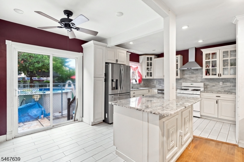 527 529 West Field Avenue Elizabeth NJ 07208