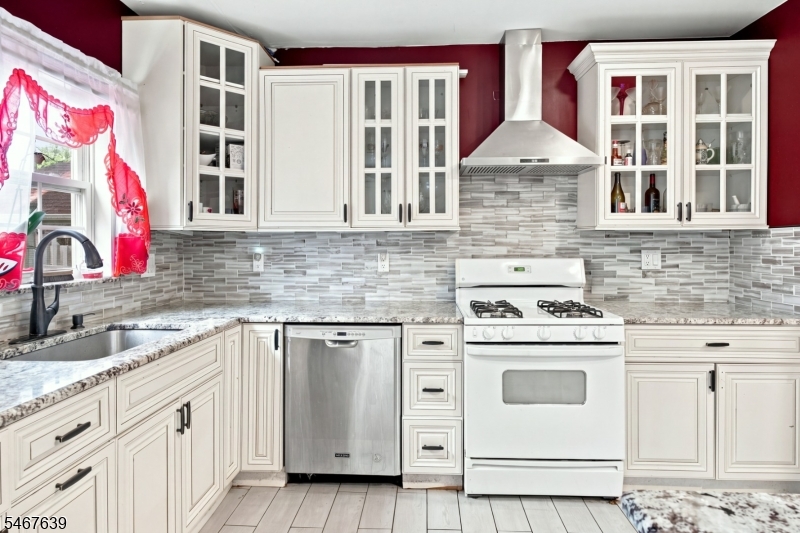 527 529 West Field Avenue Elizabeth NJ 07208