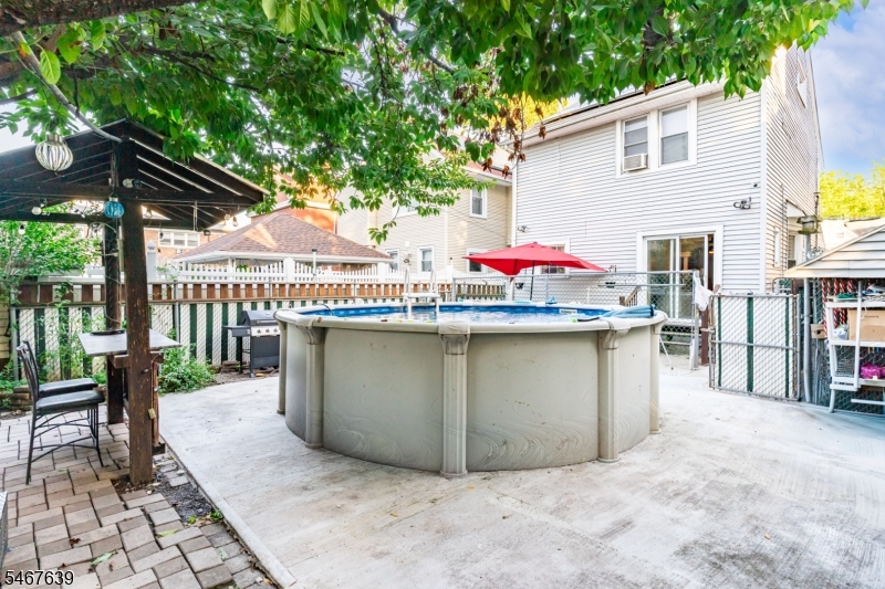 527 529 West Field Avenue Elizabeth NJ 07208