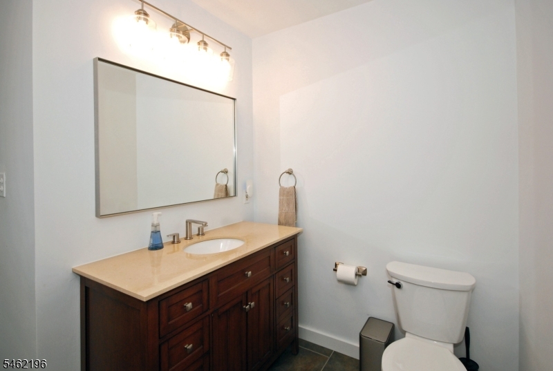 39 Susquehanna Trail Branchburg NJ 08876