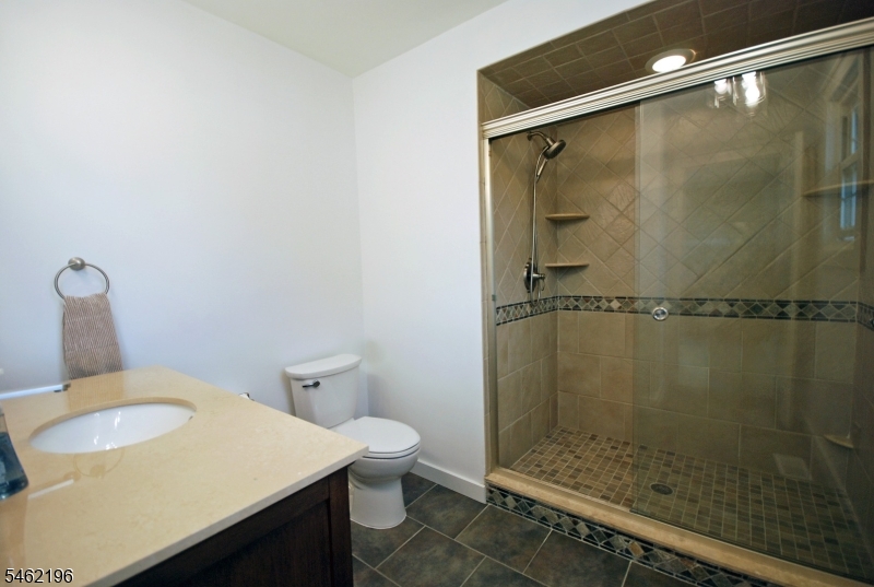 39 Susquehanna Trail Branchburg NJ 08876