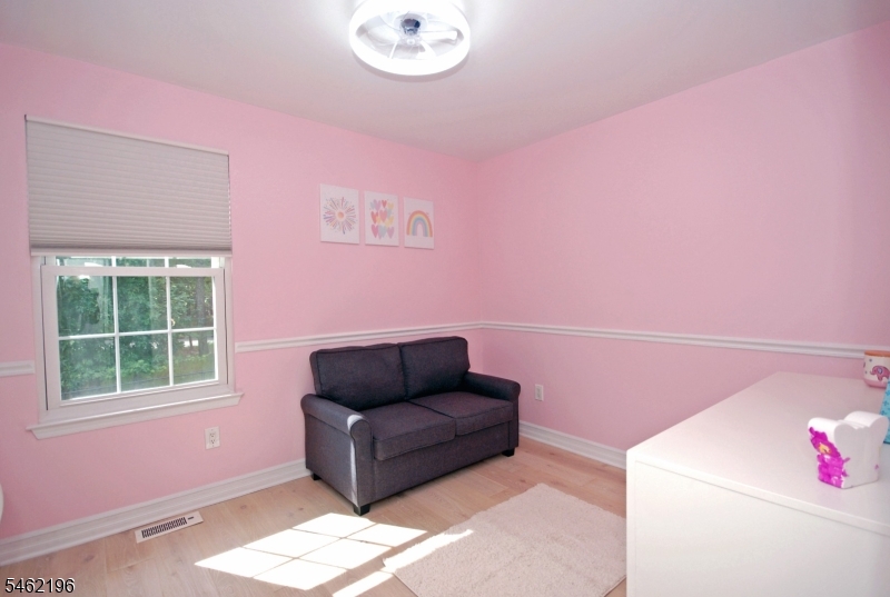 39 Susquehanna Trail Branchburg NJ 08876