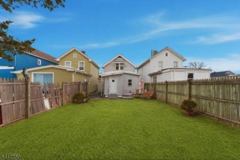 16 Steiner Place North Plainfield NJ 07060