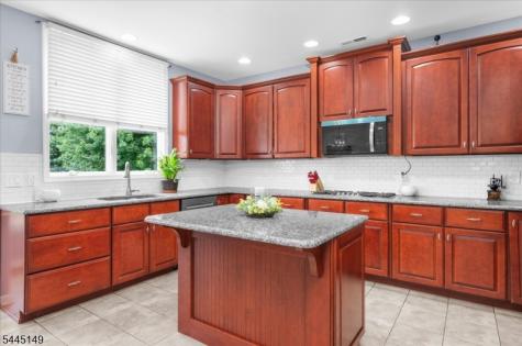 1 Tanager Drive Raritan NJ 08551
