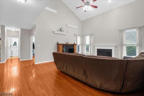 1 Tanager Drive Raritan NJ 08551